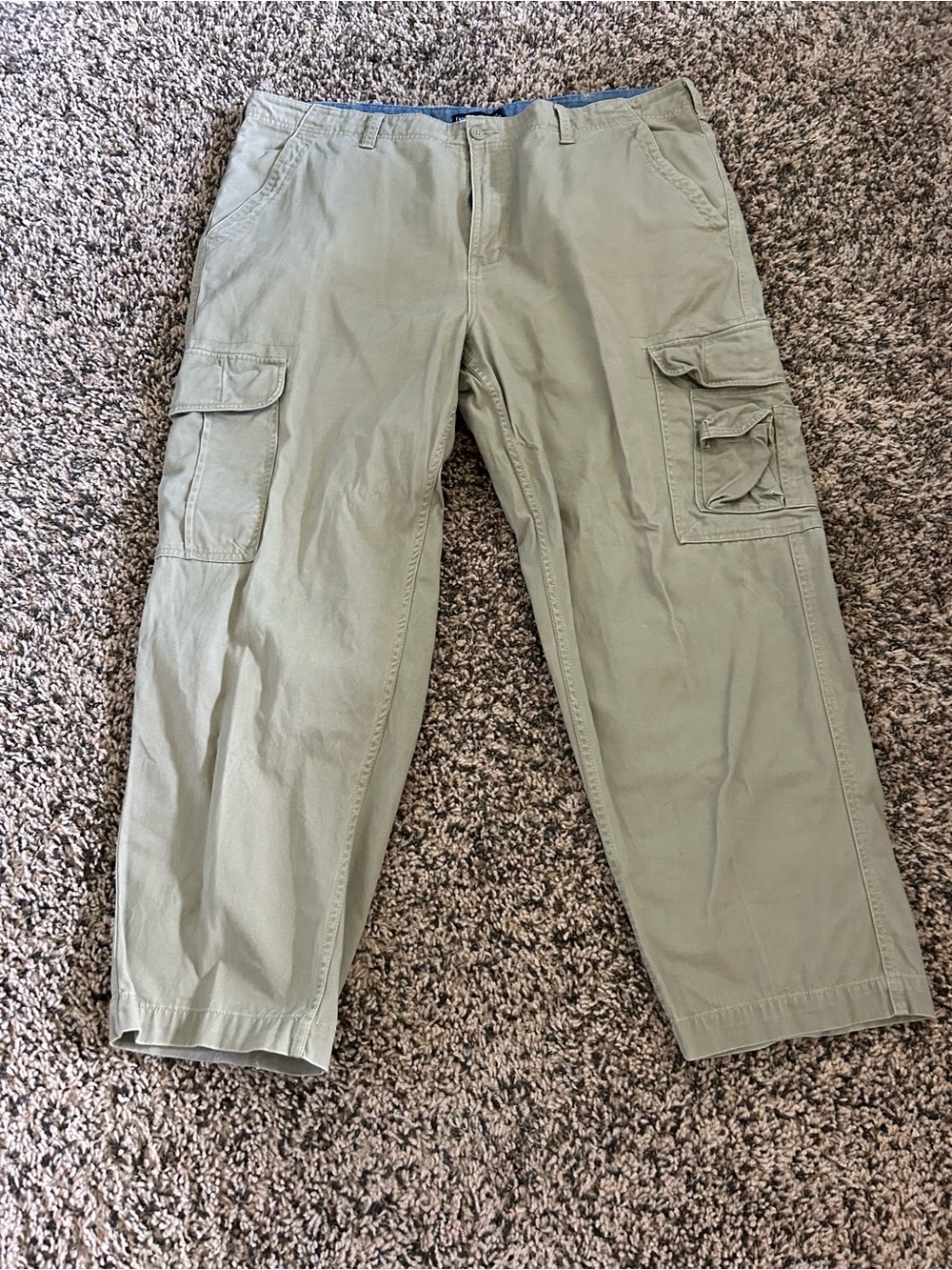 Faded Glory men’s khaki cargo pants